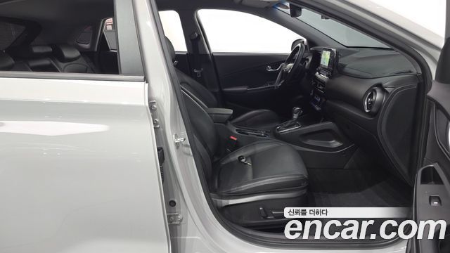 Hyundai Kona 2021 — photo 16