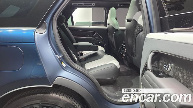Land Rover Range Rover Sport 2025 — photo 17