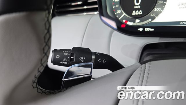 Land Rover Range Rover Sport 2025 — photo 29