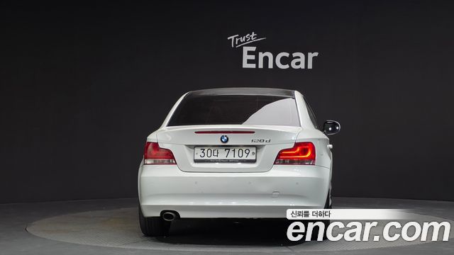 BMW 1-Series 2012 — photo 4