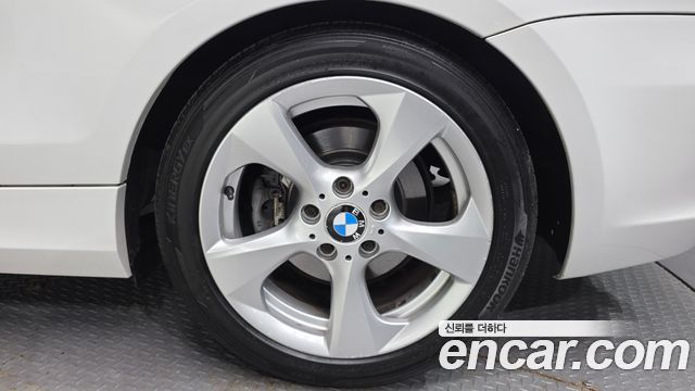 BMW 1-Series 2012 — photo 5