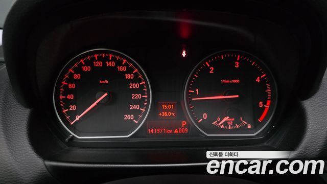 BMW 1-Series 2012 — photo 8