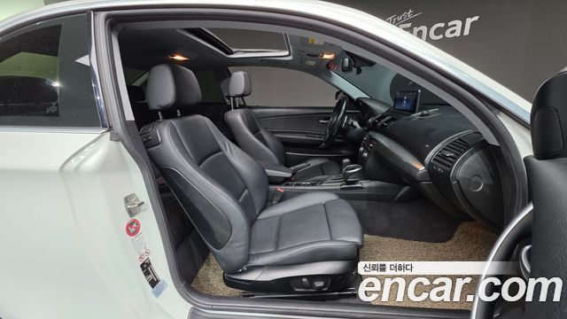 BMW 1-Series 2012 — photo 10