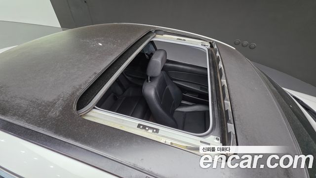 BMW 1-Series 2012 — photo 11