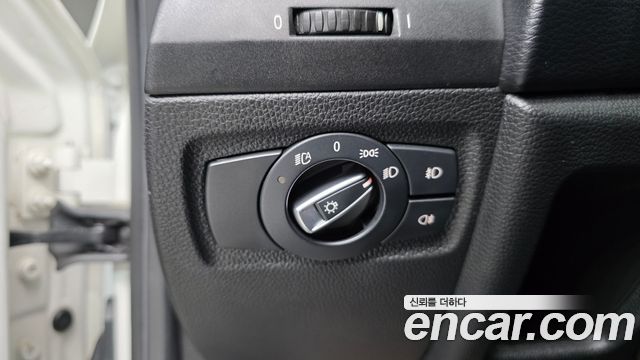 BMW 1-Series 2012 — photo 14