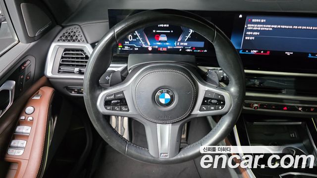 BMW X7 2023 — photo 18