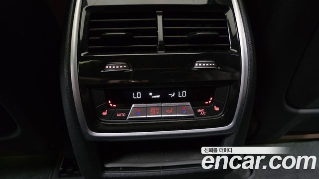 BMW X7 2023 — photo 22