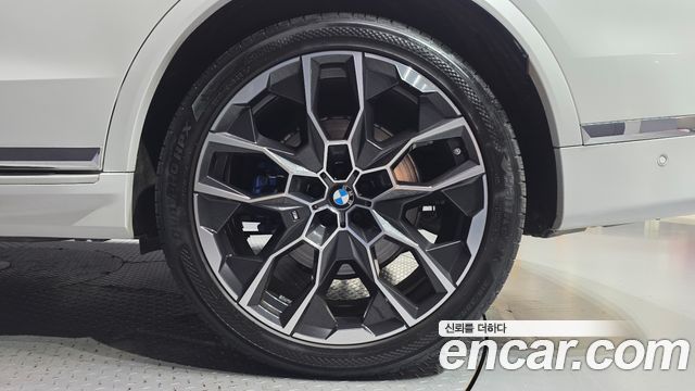 BMW X7 2023 — photo 7