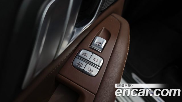 BMW X7 2023 — photo 39