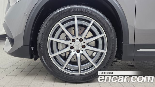 Mercedes-Benz GLA-Class 2021 — photo 5