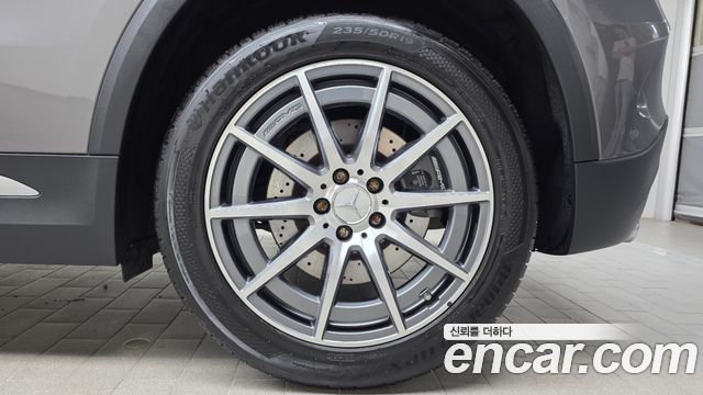 Mercedes-Benz GLA-Class 2021 — photo 7