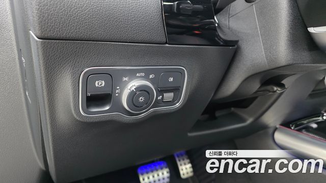 Mercedes-Benz GLA-Class 2021 — photo 27