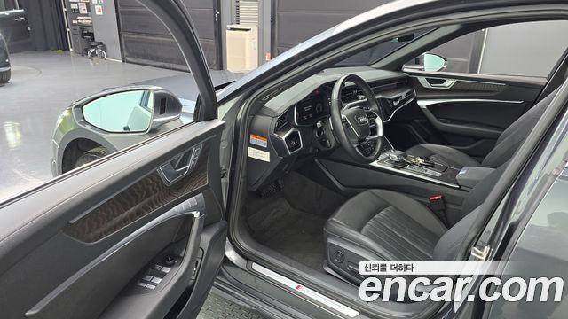 Audi A6 2023 — photo 13