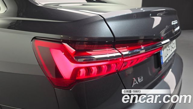 Audi A6 2023 — photo 9
