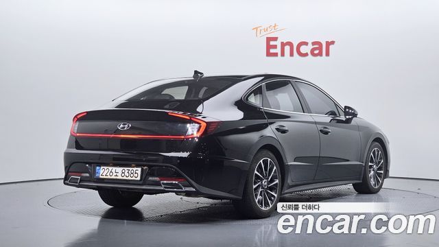 Hyundai Sonata 2022 — photo 2