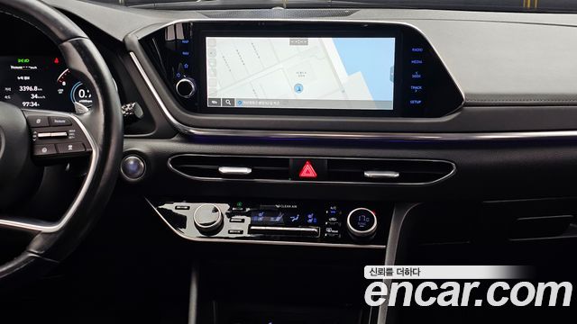 Hyundai Sonata 2022 — photo 14