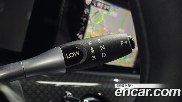 Rolls-Royce Ghost 2023 — photo 9