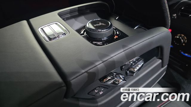 Rolls-Royce Ghost 2023 — photo 18