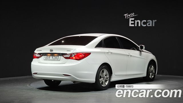 Hyundai Sonata 2013 — photo 2
