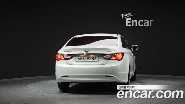 Hyundai Sonata 2013 — photo 4