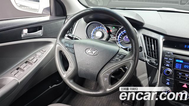 Hyundai Sonata 2013 — photo 13