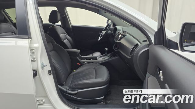 Kia Sportage 2014 — photo 11