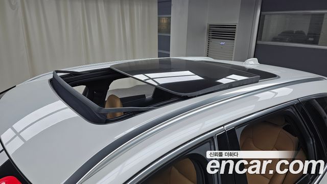 Volvo XC60 2021 — photo 28