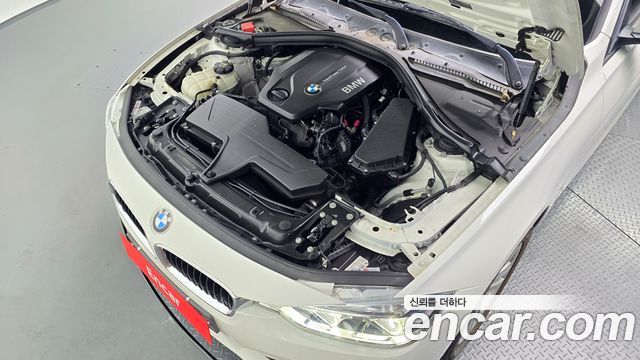 BMW 3-Series 2016 — photo 6