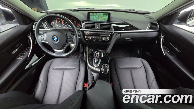 BMW 3-Series 2016 — photo 10