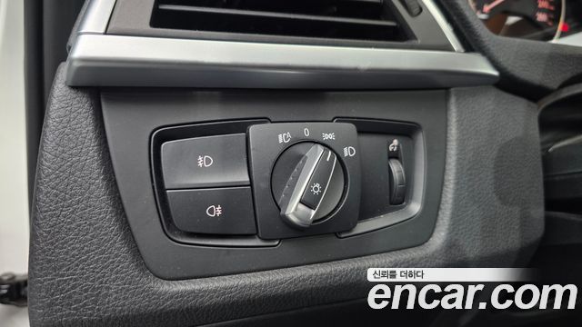 BMW 3-Series 2016 — photo 20