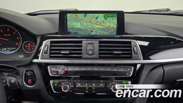 BMW 3-Series 2016 — photo 21