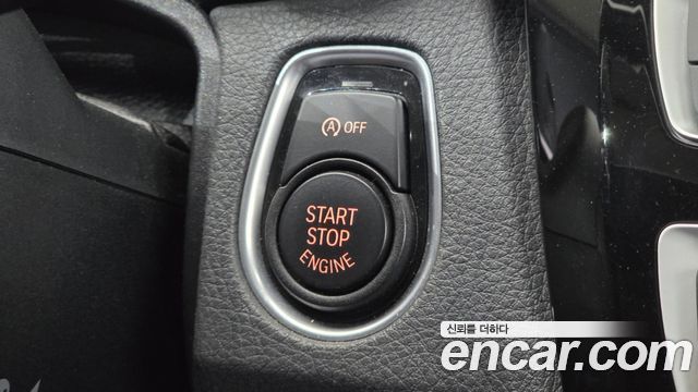 BMW 3-Series 2016 — photo 26