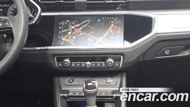 Audi Q3 2023 — photo 13
