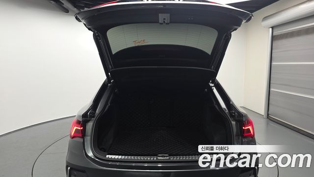 Audi Q3 2023 — photo 20