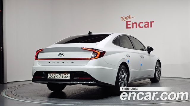 Hyundai Sonata 2022 — photo 2