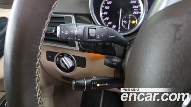 Mercedes-Benz M-class 2012 — photo 17