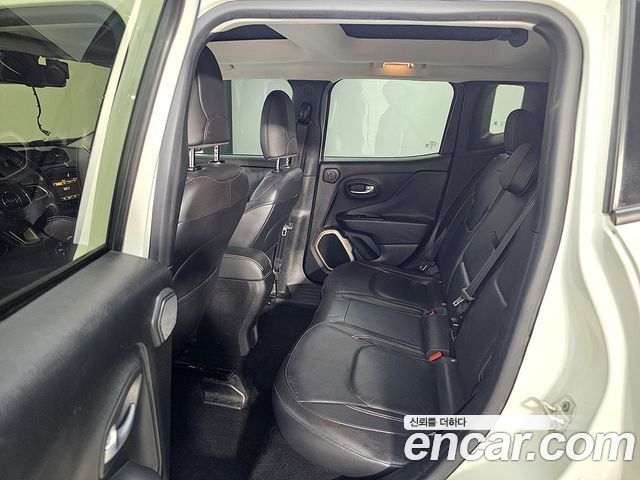 Jeep Renegade 2015 — photo 9