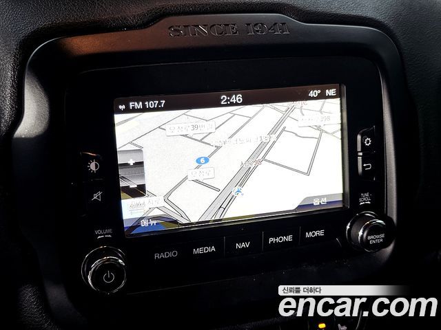 Jeep Renegade 2015 — photo 13