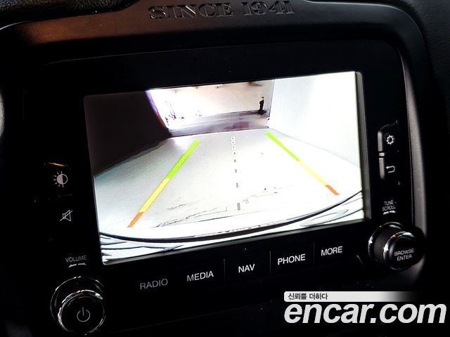 Jeep Renegade 2015 — photo 14