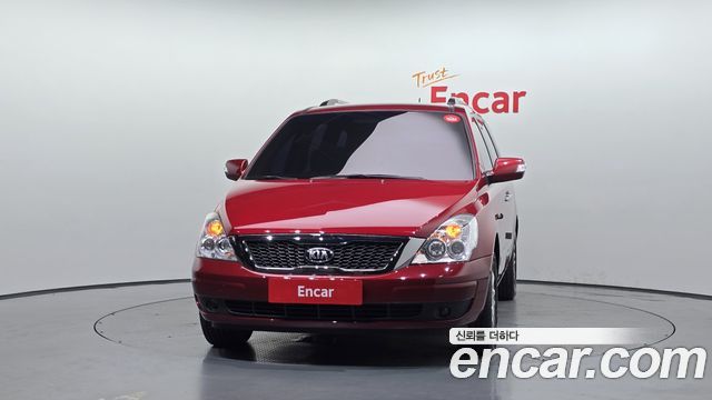 Kia Canival 2011 — photo 3