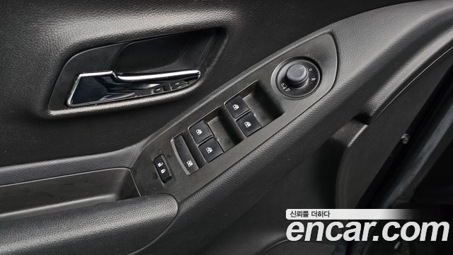 Chevrolet Korea Trax 2017 — photo 23