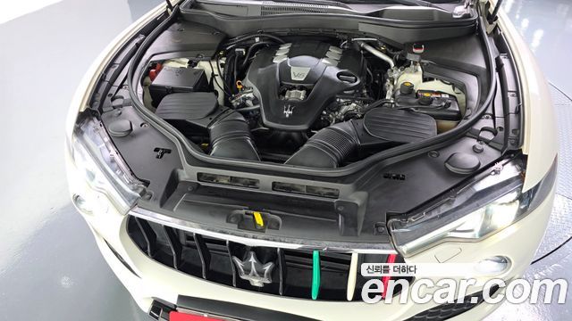Maserati Levante 2018 — photo 6