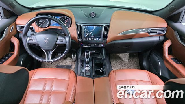 Maserati Levante 2018 — photo 10