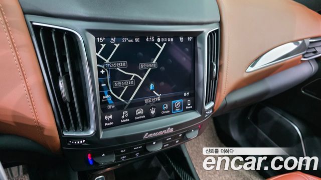 Maserati Levante 2018 — photo 20