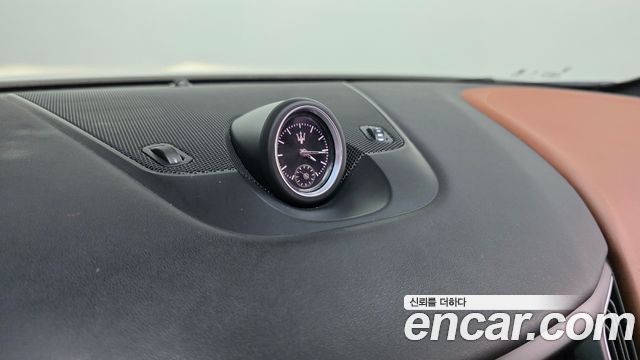 Maserati Levante 2018 — photo 31