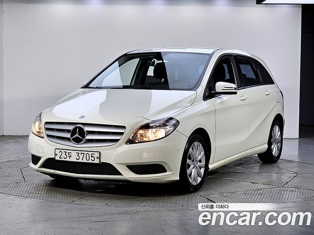 Mercedes-Benz B-Class 2013 — photo 2