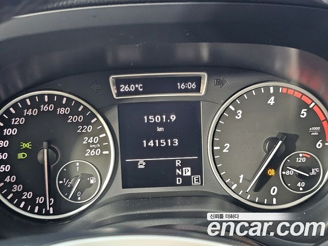 Mercedes-Benz B-Class 2013 — photo 7