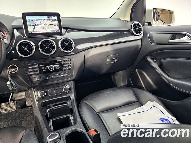 Mercedes-Benz B-Class 2013 — photo 10