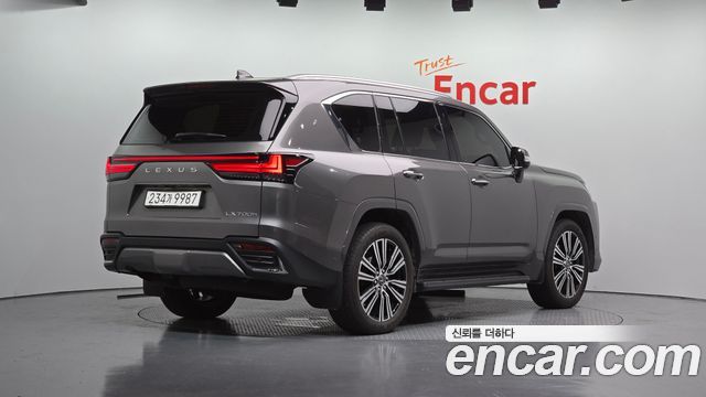 Lexus LX 2026 — photo 2