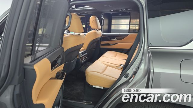 Lexus LX 2026 — photo 11